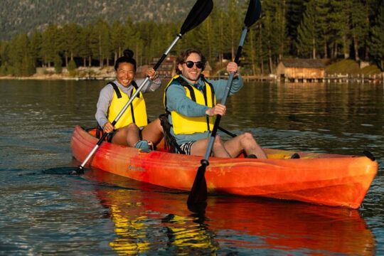 3 Hour Tandem Kayak Rental in South Lake Tahoe for Two People